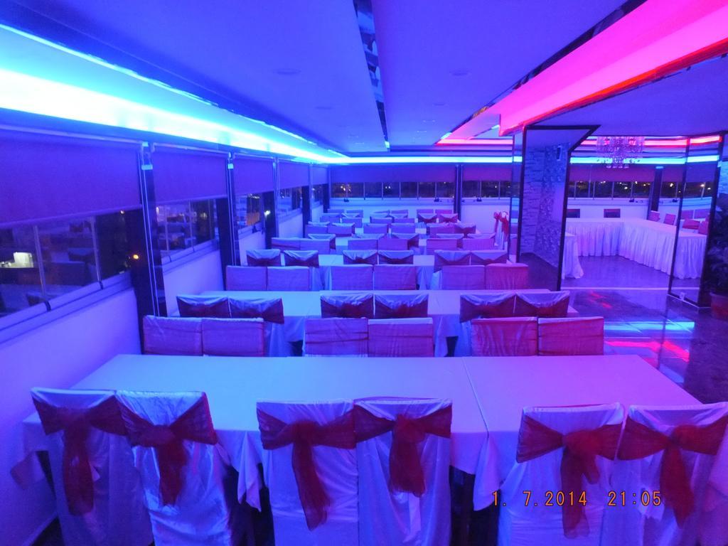 Grand Onur Hotel İskenderun Exteriör bild