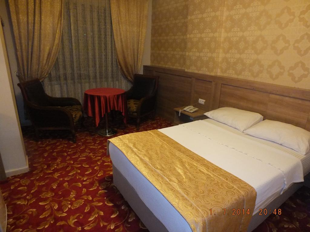 Grand Onur Hotel İskenderun Exteriör bild